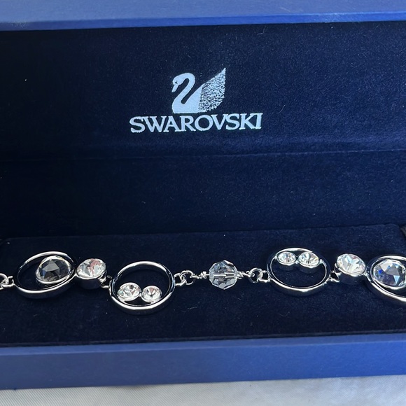 Swarovski Bracelet - Picture 2 of 4